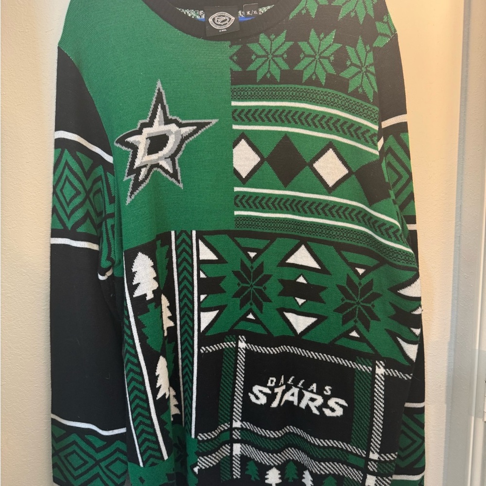 Dallas Stars Green and Black Sweater